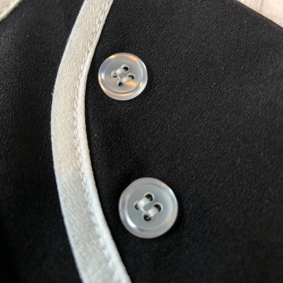 Spense Black Blouse with White and Button Details - Picture 5 of 14